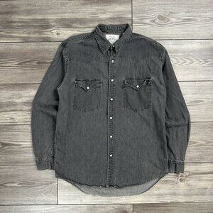 Vintage 90’s Levi’s Pearl Snap Denim Shirt